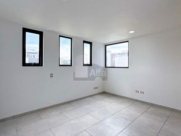Casa en venta en Hacienda San Antonio Metepec con habitación en planta baja