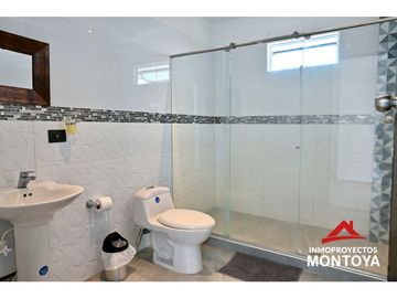Linda casa campestre en condominio a 15 min de Viterbo