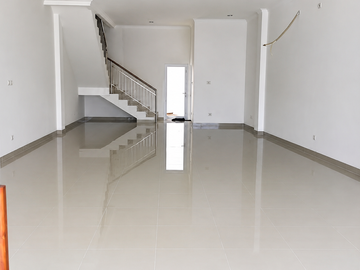 Gedung kantor baru di Jl Mohamad Kahfi, Jagakarsa, Jakarta Selatan