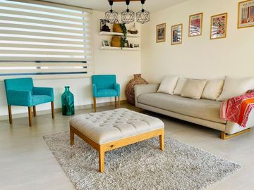 Preciosa Casa en El Condado con 4ta Recamara en PB, 4 Baños, Room Garden, Lujo!
