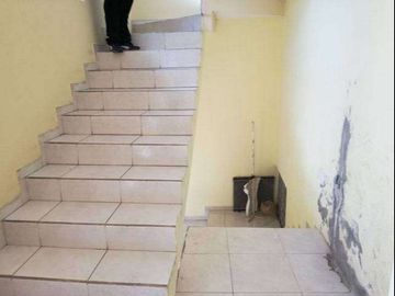 Casa con locales comerciales de venta en Otavalo