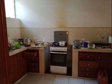 Casa con locales comerciales de venta en Otavalo