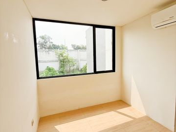 Rumah Cendana Essence West, Lippo Karawaci - 2 Lantai dan Siap Huni
