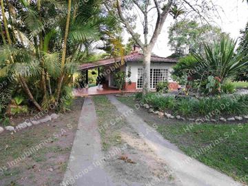 OPORTUNIDAD - VENDO FINCA GANADERA - MESA DE LOS SANTOS