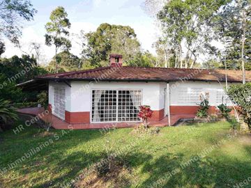 OPORTUNIDAD - VENDO FINCA GANADERA - MESA DE LOS SANTOS