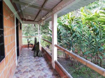 OPORTUNIDAD - VENDO FINCA GANADERA - MESA DE LOS SANTOS
