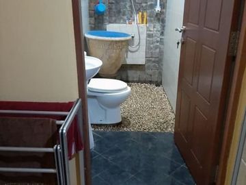 Dijual rumah di palm residance jambangan