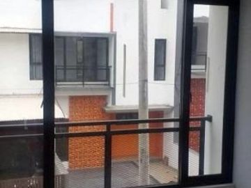 RUMAH ANTAPANI SIAP HUNI LUAS DAN TERJANGKAU