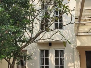 DIJUAL RUMAH KOS WHITE HOUSE ( Fully Furnished) DI JL.H MANDOR CILANDAK JAKARTA SELATAN