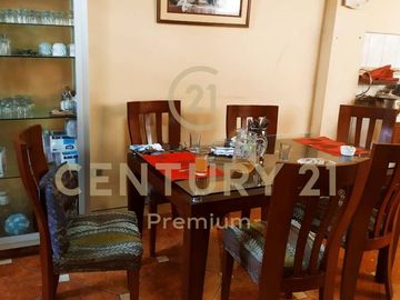 Alquilo Oficinas en Av. Los Platinos Los Olivos  Cerca a NIssan 220 m2 4to piso