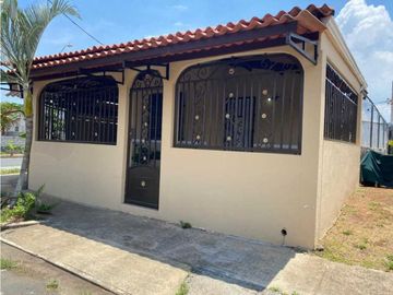 VENDO CASA EN ARRAIJAN ALTOS DEL EL TECAL 2R