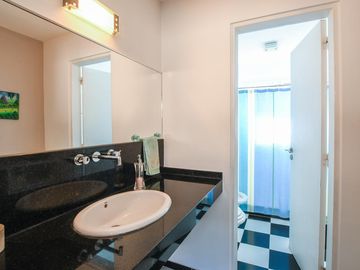 Casa de 4 dormitorios en venta con piscina en barrio cerrado aldea fisherton