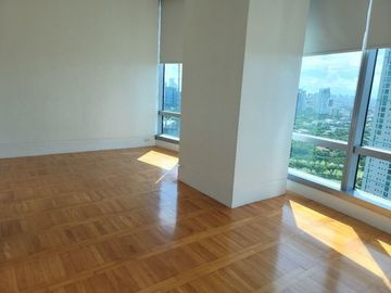 Unique 3 bedroom Penthouse in One Mckinley place for rent with private roofdeck and pool