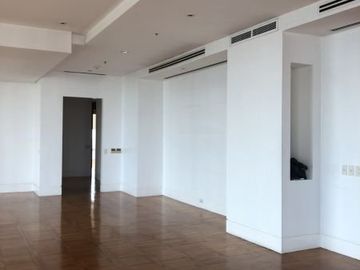Unique 3 bedroom Penthouse in One Mckinley place for rent with private roofdeck and pool