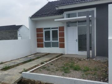 Rumah di Griya PINDAD Asri Rancaekek