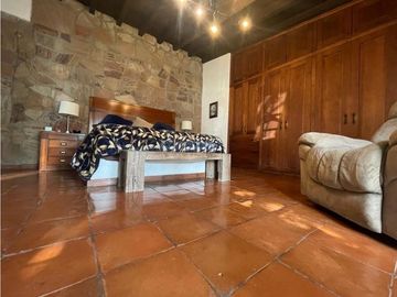 Casa Resdiencial estilo mexicano contemporáneo 6.Sec san javuer Pachuc