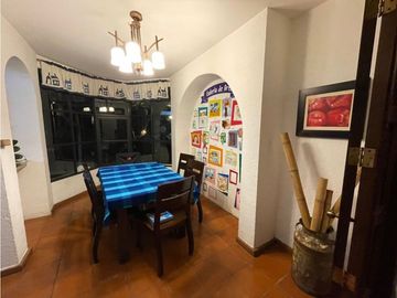 Casa Resdiencial estilo mexicano contemporáneo 6.Sec san javuer Pachuc