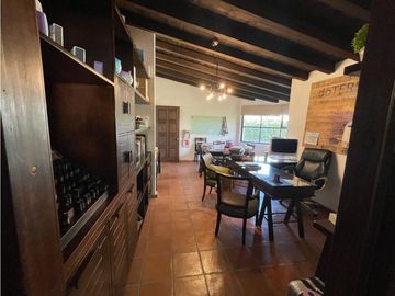 Casa Resdiencial estilo mexicano contemporáneo 6.Sec san javuer Pachuc