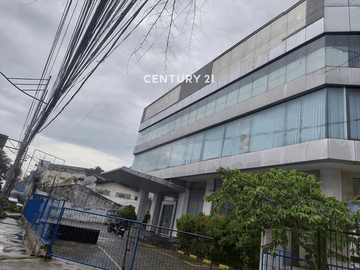 Gedung 3 Lantai Basement Di Gunung Sahari Jakarta Utara LT 1668m