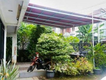 RUMAH STRATEGIS BISA DI JADIKAN TEMPAT USAHA DI TOMANG JAKARTA BARAT