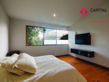 Casa en venta en Las Cañadas  zapopan club de golf