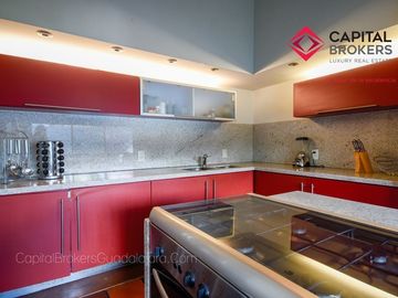 Casa en venta en Las Cañadas  zapopan club de golf