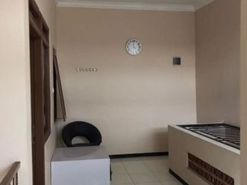 Dijual Rumah SHM 1,5 Lantai di Nirwana Regency, Rungkut Surabaya