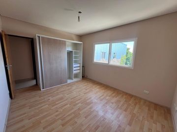 VENTA PH TRES AMBIENTES CON COCHERA EN FLORIDA VICENTE LOPEZ