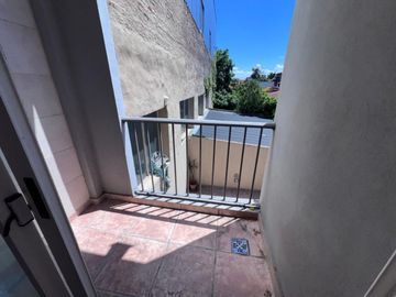 VENTA PH TRES AMBIENTES CON COCHERA EN FLORIDA VICENTE LOPEZ