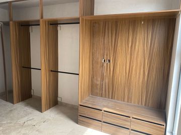 Hermosa Residencia de Autor en Lomas del Campanario, 5 Recamaras, 5 Baños, LUJO!