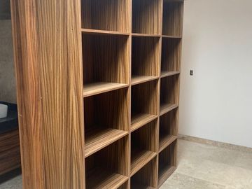 Hermosa Residencia de Autor en Lomas del Campanario, 5 Recamaras, 5 Baños, LUJO!