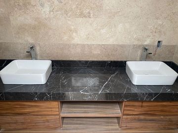 Hermosa Residencia de Autor en Lomas del Campanario, 5 Recamaras, 5 Baños, LUJO!