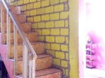 Rumah Dengan Tanah Luas Dijual Murah di UjungBerung Bandung