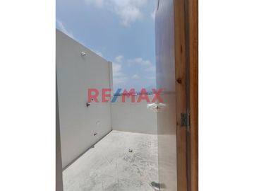 🏡 ¡Departamento de Estreno en 1er Piso con Amplio Patio! 🌿✨
Vive con comodidad y ubicación privilegiada en este moderno departamento de 70 m², ubicad