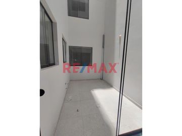 🏡 ¡Departamento de Estreno en 1er Piso con Amplio Patio! 🌿✨
Vive con comodidad y ubicación privilegiada en este moderno departamento de 70 m², ubicad