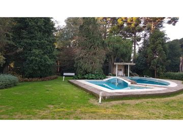 Residencia Barrio Parque en Dolores