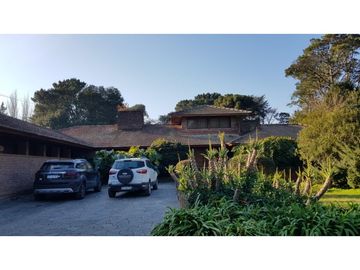 Residencia Barrio Parque en Dolores