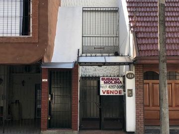 Casa PH en venta en Wilde Centro