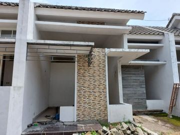 Rumah Mewah Baru Siap Huni Termurah Di Kota Malang