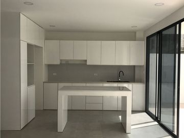 SE VENDE CASA DE ESTRENO MALLORCA VILLAGE