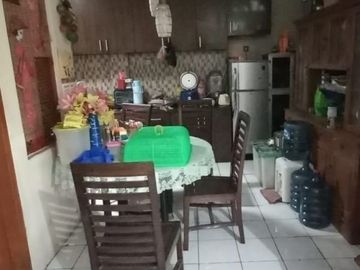 Rumah di jwl cpt tanah luas 2 rumah jdi 1 di wismaasri