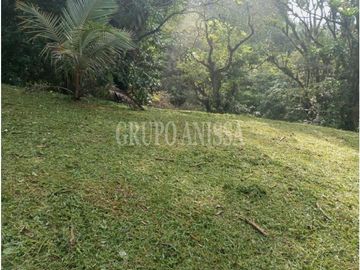 Se Vende Hermoso Terreno en Zona Alta de Altos del Maria