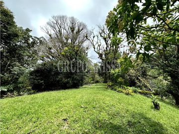 Se Vende Hermoso Terreno en Zona Alta de Altos del Maria