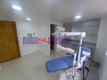 CONSULTORIO EN ARRIENDO EN AVENIDA SANTANDER
