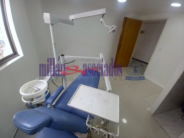 CONSULTORIO EN ARRIENDO EN AVENIDA SANTANDER