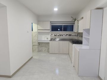 apartamento en venta en calasanz parte baja. Cod V12586