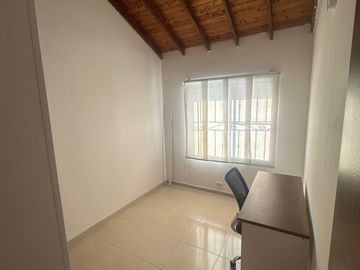 casa en venta en prados del limonar. Cod V16708