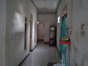 Rumah Pinggir jalan Raya Gondang Sine, Kedungbanteng, Gondang, Kabupaten Sragen, Jawa Tengah, cocok untuk usaha