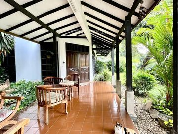 Rumah Asri Dijalan Utama Kayumas Jakarta Timur