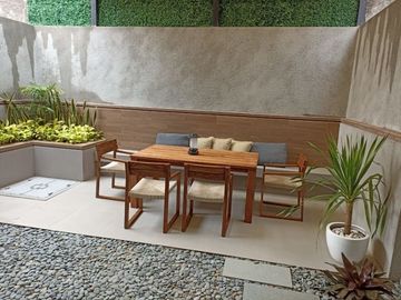 Rumah Cantik Modern, Virya Semanan Jakarta Barat